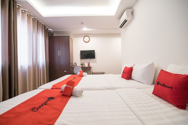 レッドドアーズ ニア ザップ バット