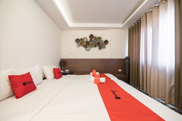 レッドドアーズ ニア ザップ バット