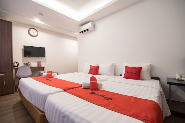 レッドドアーズ ニア ザップ バット