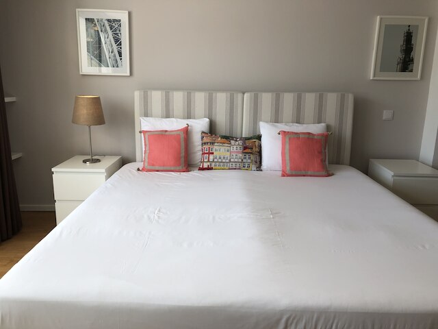 ビー オポルト アパートメンツ クレーリゴス