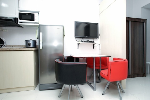 グラス レジデンシーズ - コンドミニアム