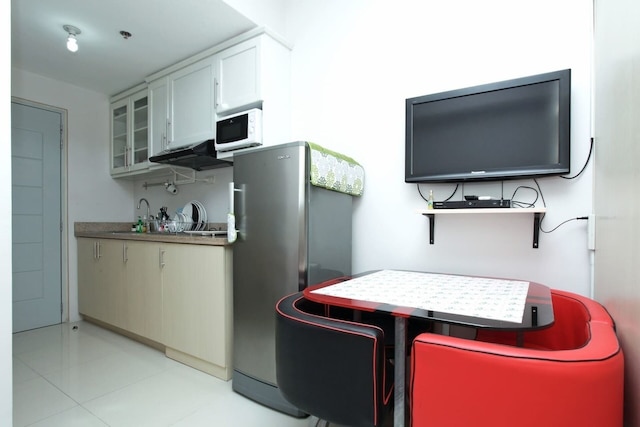 グラス レジデンシーズ - コンドミニアム