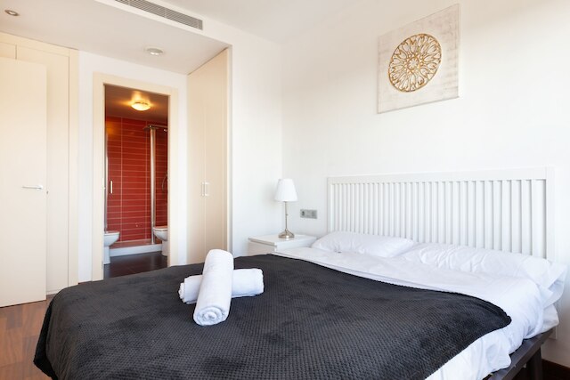 アキラ フラッツ ポート フォーラム