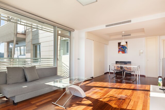 アキラ フラッツ ポート フォーラム