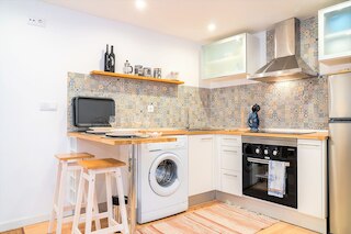 アルファシンハ アパートメント