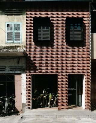 セマラム アット サン ヤト セン - セルフ チェック イン -  ホステル