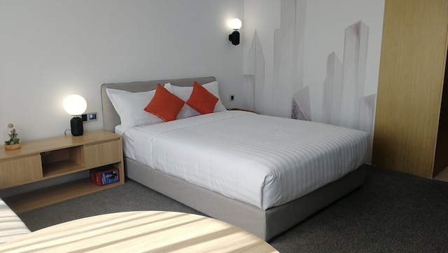 LN レジデンス グアンジョウ チャンディ - 広州交易会期間中、ホテルと展示センター間の無料シャトルあり (广州岭居创享公寓 (新爱群大厦店) - 広交会期間提供免費班車往返酒店与展覧中心)