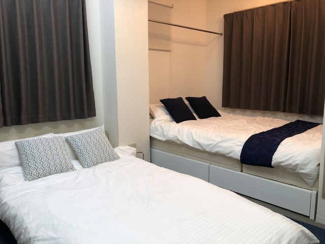 Oval Tokyo Ikesan 301