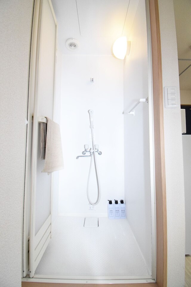 Oval Tokyo Ikesan 301