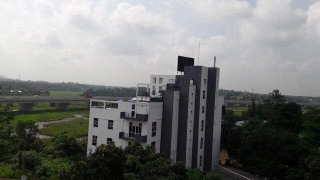 スカイ 14 ホテル アパートメンツ