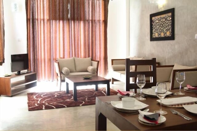 スカイ 14 ホテル アパートメンツ