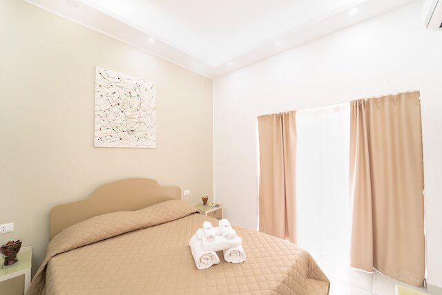 ル 4 スタジオーニ ダンテ H ナポリ チェントロ バイ ClaPa グループ ディスロケイテッド ホスピタリティ