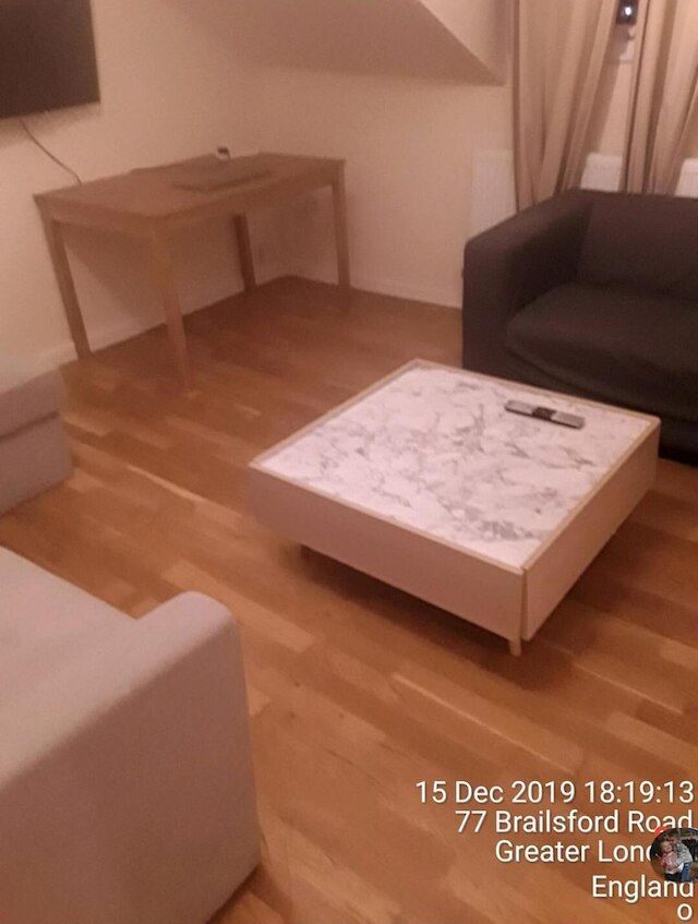 パークウェスト アパートメンツ