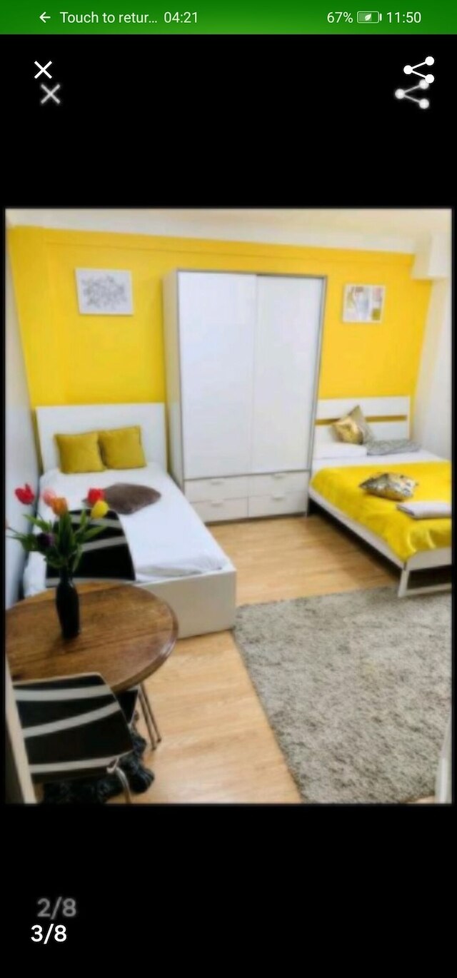 パークウェスト アパートメンツ