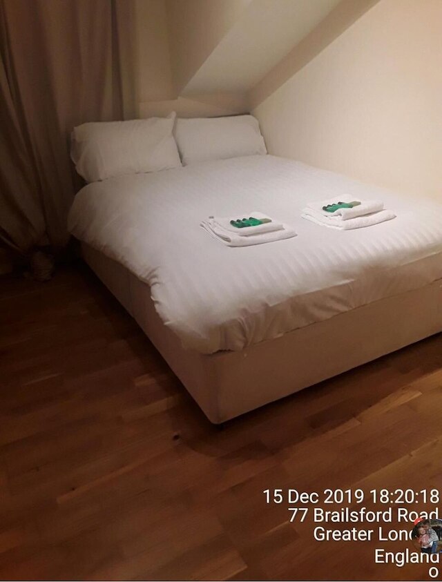 パークウェスト アパートメンツ