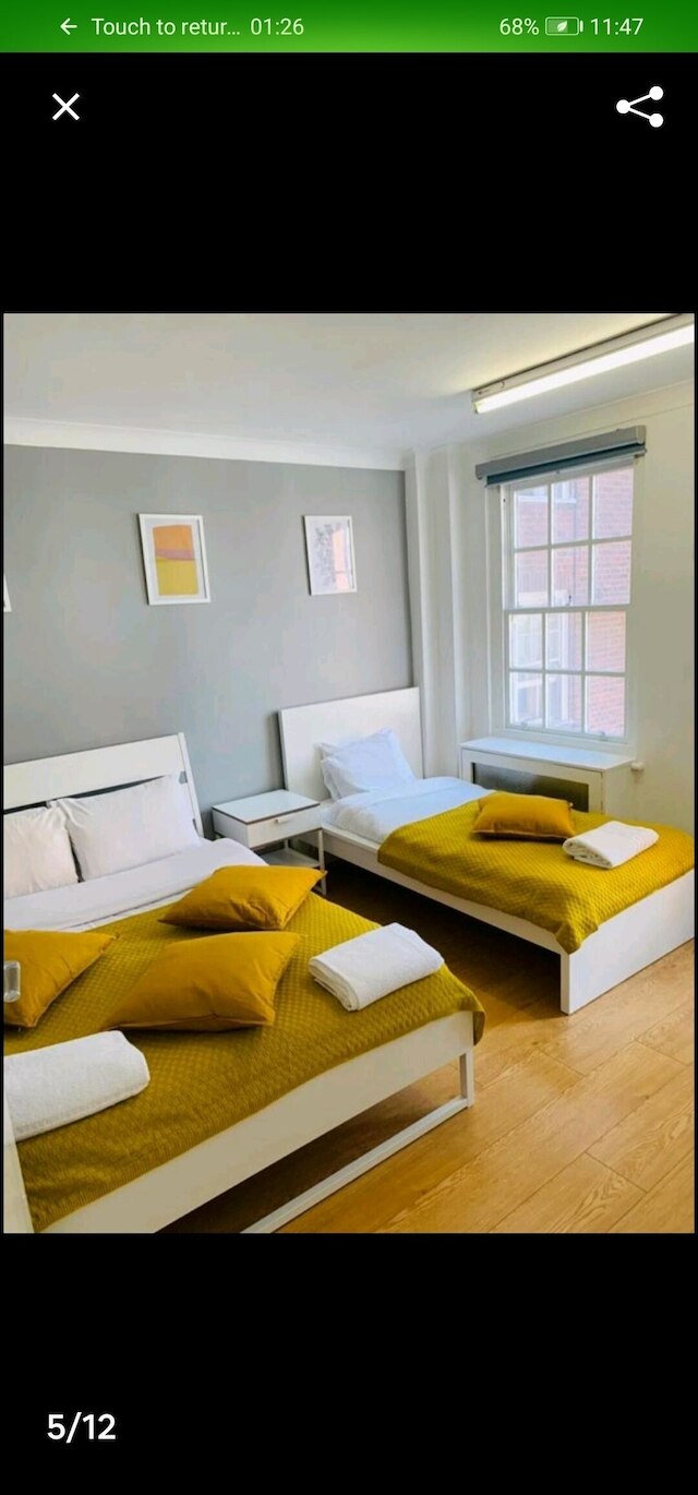 パークウェスト アパートメンツ