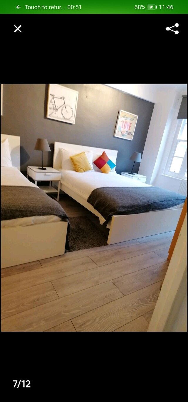 パークウェスト アパートメンツ