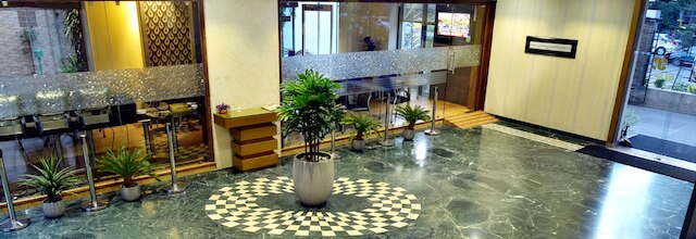 ザ セネター ホテル