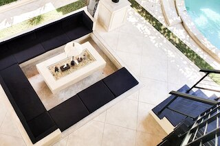 ヴィラ デ マリコット アテナ