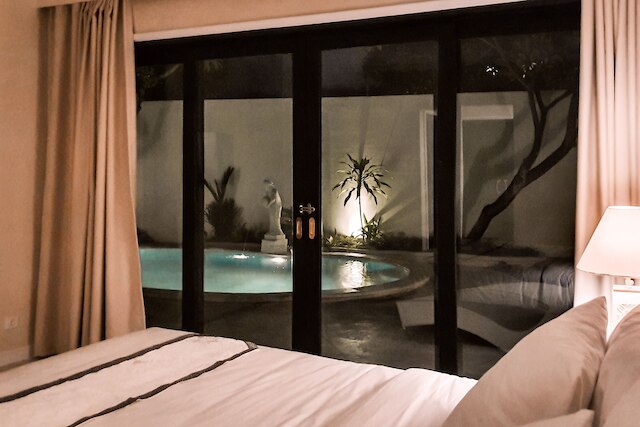 ヴィラ デ マリコット アテナ