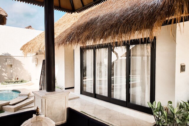 ヴィラ デ マリコット アテナ