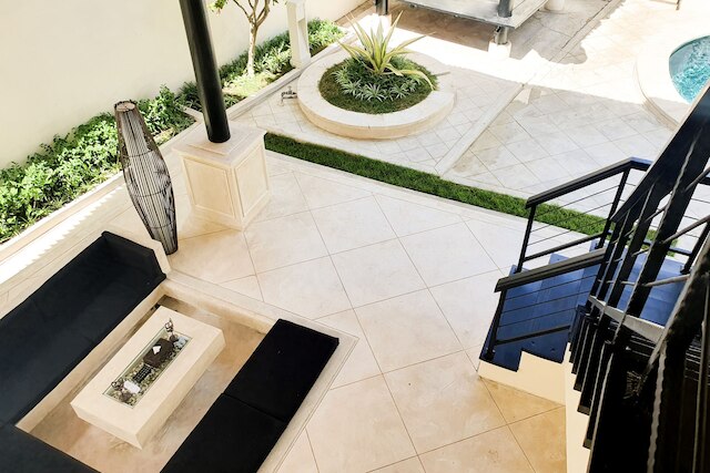 ヴィラ デ マリコット アテナ