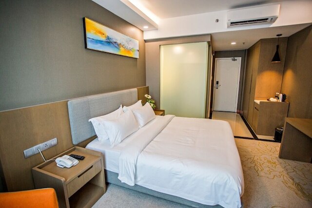 グランド フローラ ホテル メラカ