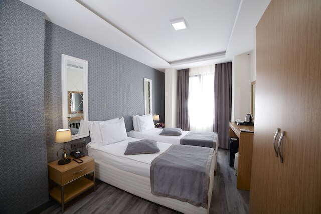 アルミナ イン ホテル