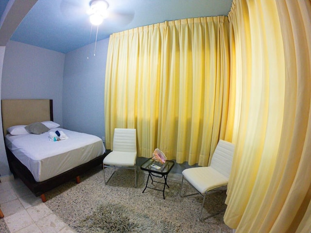 ロイヤル ハニー ホステル