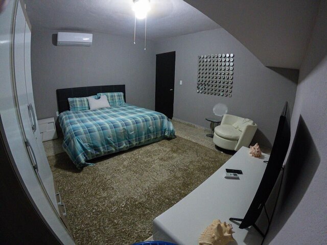 ロイヤル ハニー ホステル