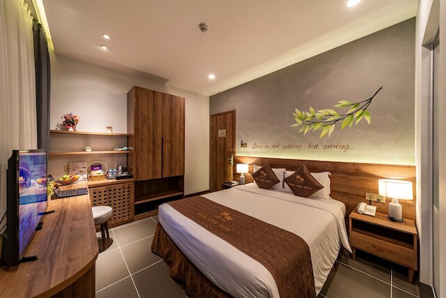 タン ロング ホテル バック ダン