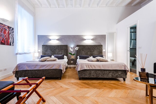 EBL ラグジュアリー ホーム