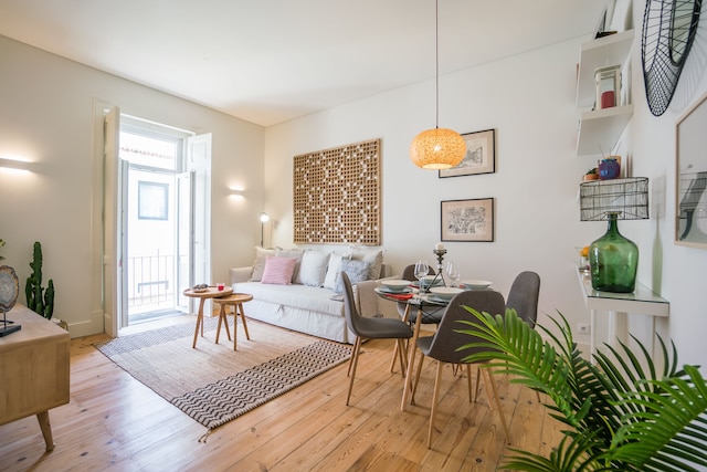 スタイリッシュ アパートメント、アベニュー リベルダーデの近く