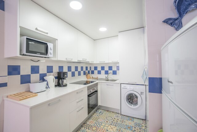 アタライア アパートメント 213 ファースト フロア