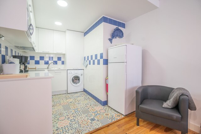 アタライア アパートメント 213 ファースト フロア