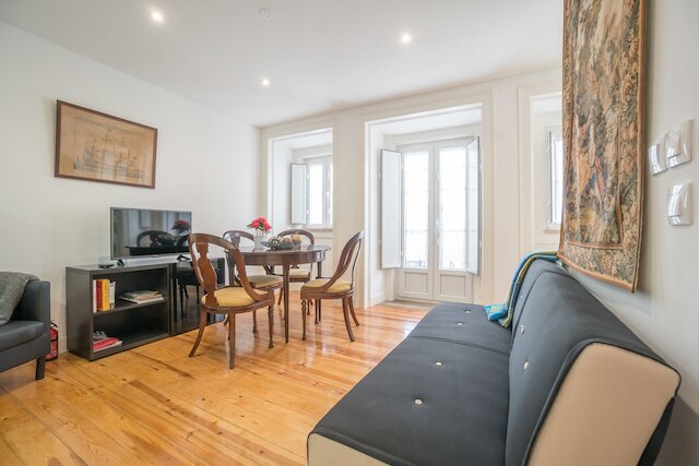 アタライア アパートメント 213 ファースト フロア