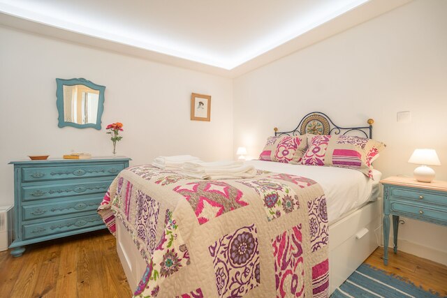 アタライア アパートメント 215