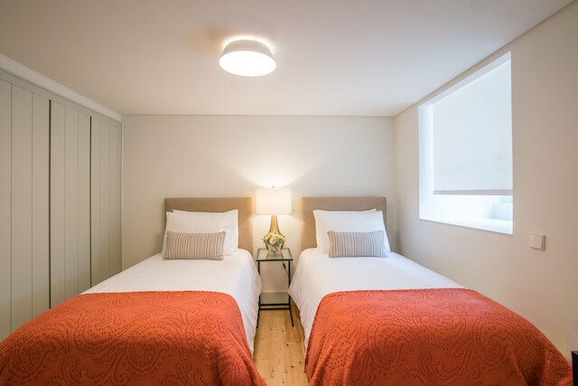 コートヤード & エレガンス アパートメント