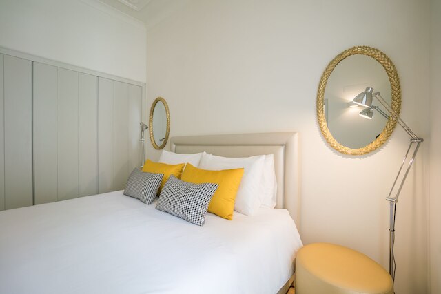 コートヤード & エレガンス アパートメント