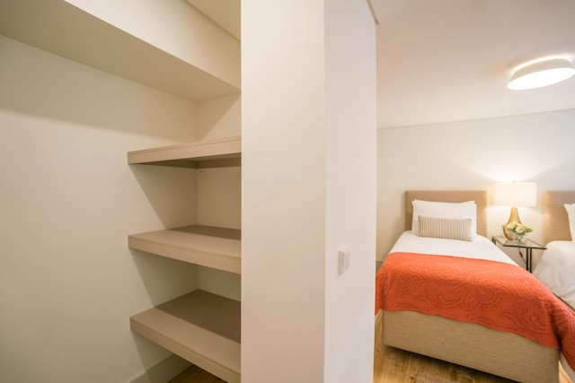 コートヤード & エレガンス アパートメント