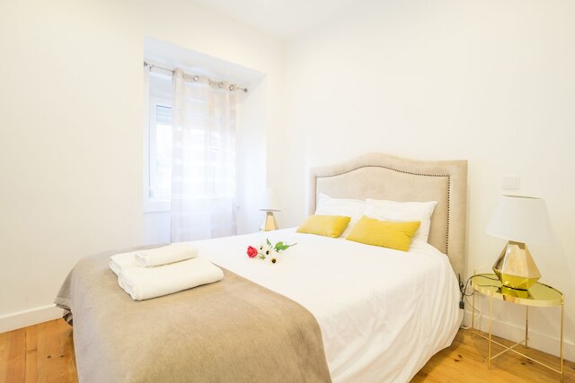 プリンシペ リアル チャーミング アンド モダン アパートメント