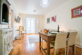 サン ベント オーセンティック アパートメント