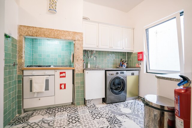 サン ベント オーセンティック アパートメント