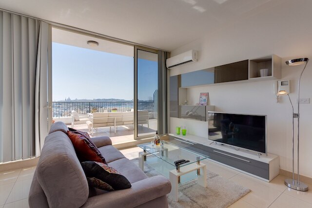 スーパーラティブ ペントハウス、広々としたテラスあり