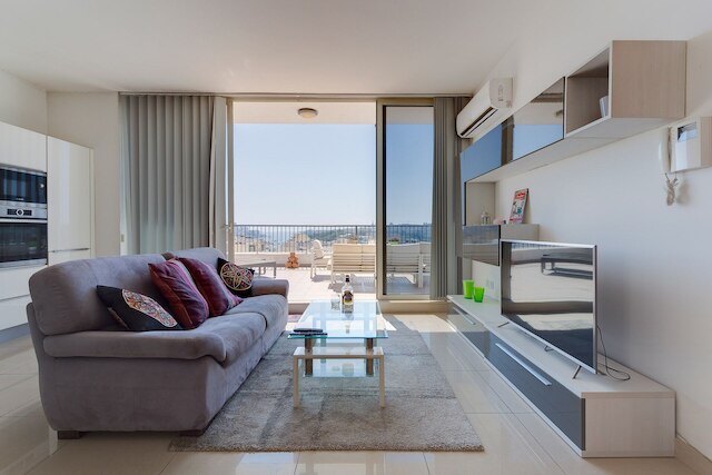 スーパーラティブ ペントハウス、広々としたテラスあり