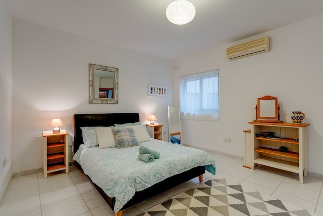 フォート セント アンジェロ マンションズ、ハーバー ビューズ アパートメント