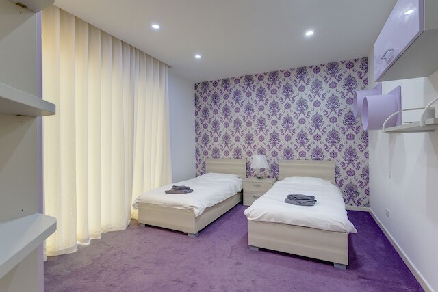 ラグジュアリー アパートメント ウィズ サイド シー ビューズ & プール トップ ロケーション