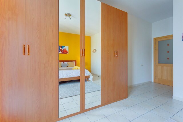 セントラル スリーマにあるバレッタとハーバーを望むアパートメント