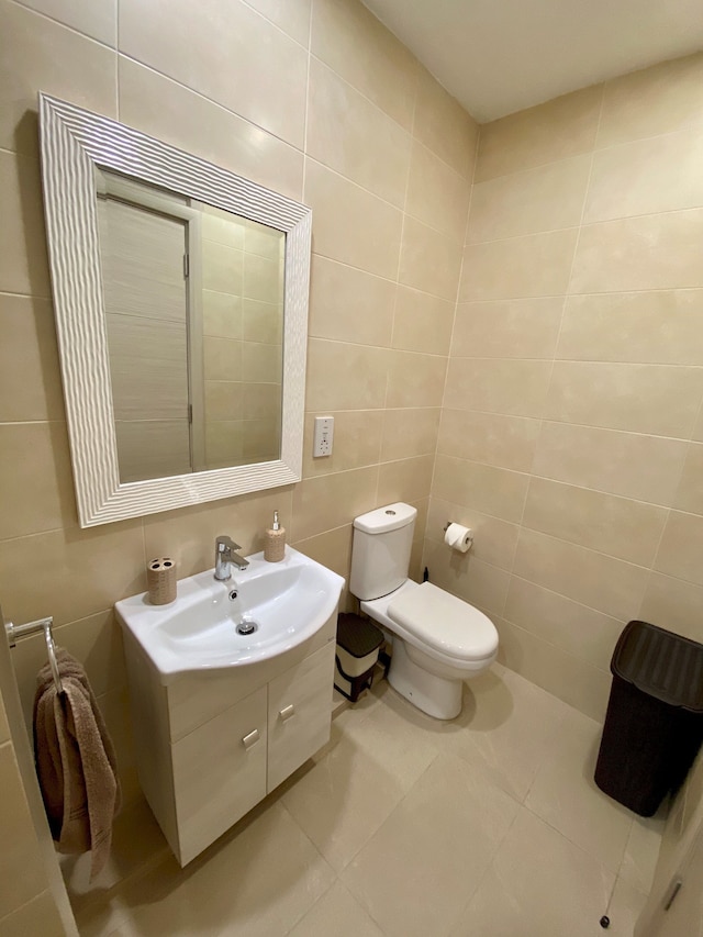 セントリックでモダンなペントハウス、各種設備近く