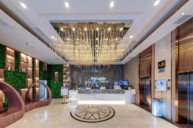 W カードン ホテル